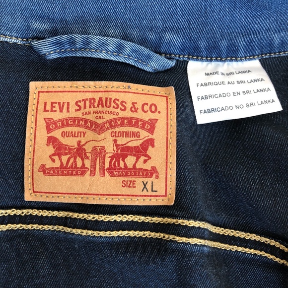 Levis Refurbished Cropped Denim Jacket w/ "may the bridges i burn light the way" - Picture 3 of 7
